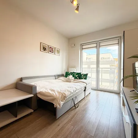 Tarnogaj Modern By Bookinghost Apartman Wrocław