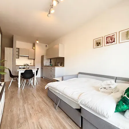 Apartman Tarnogaj Modern By Bookinghost *